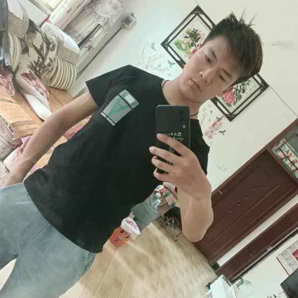 河南24岁单身帅哥真诚找对象-福建征婚相亲网
