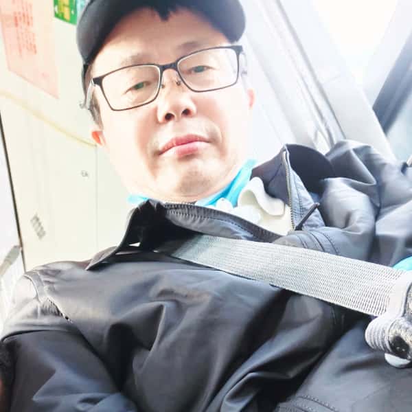 上海56岁单身帅哥真诚找对象-福建征婚相亲网